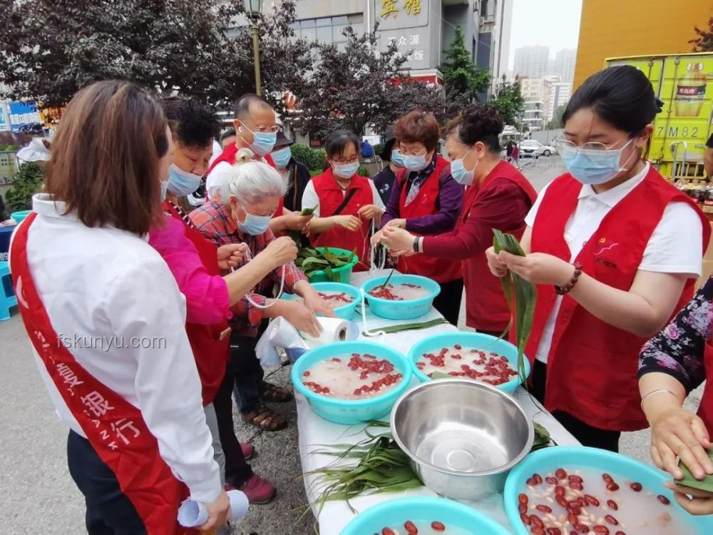 神奇行星速通挑战：端午安康与六一快乐融合营销